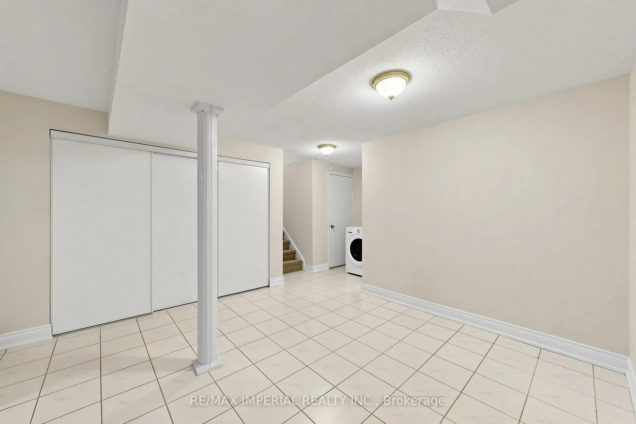 53, Rushingbrook, Rouge Woods, Richmond Hill