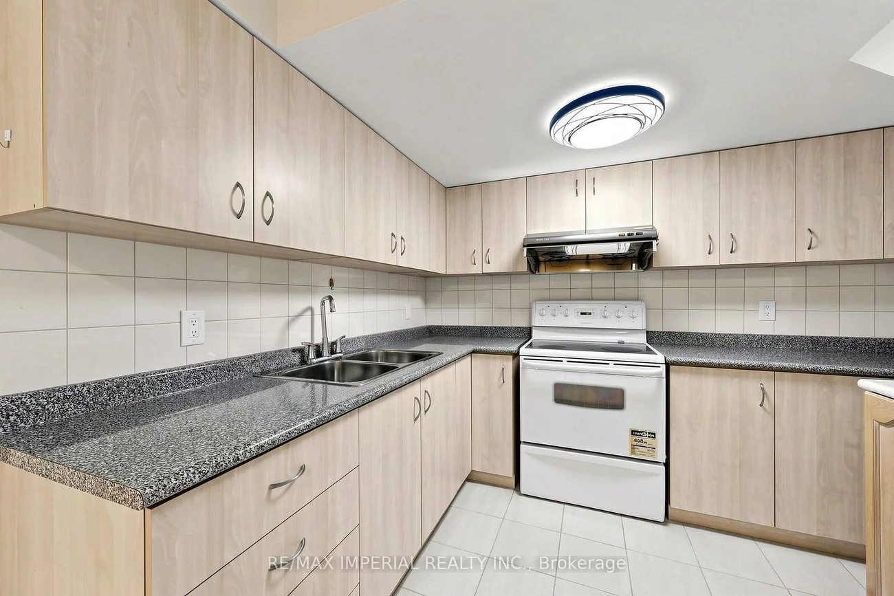 53, Rushingbrook, Rouge Woods, Richmond Hill