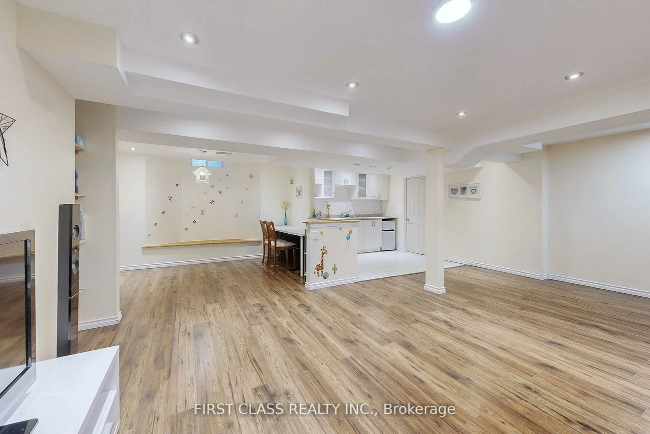 79, Carnoustie, Jefferson, Richmond Hill