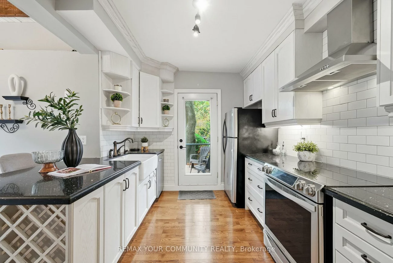 30, Elizabeth, Mill Pond, Richmond Hill