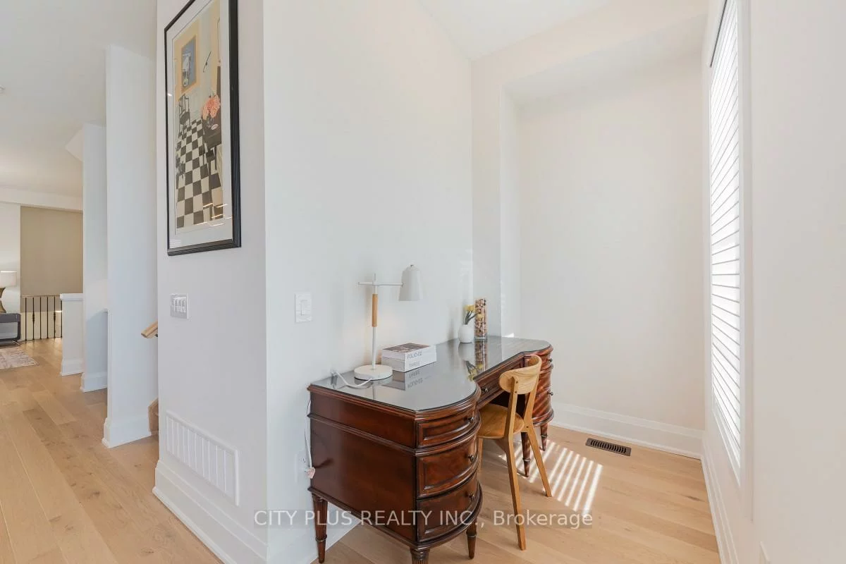 9398, Bayview, Observatory, Richmond Hill