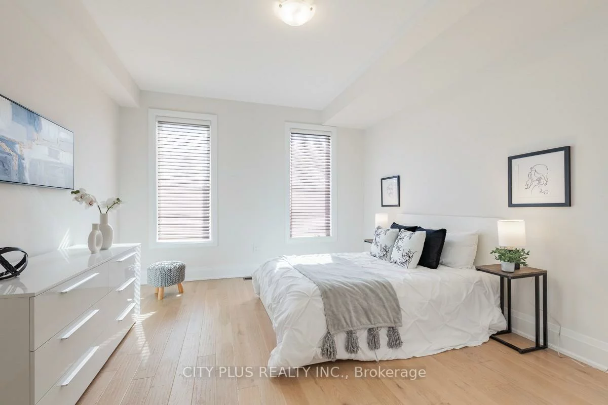 9398, Bayview, Observatory, Richmond Hill