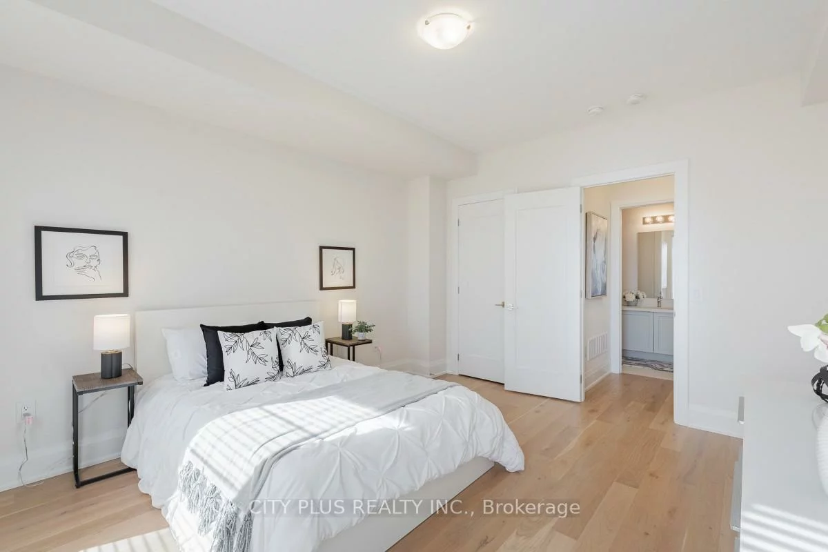 9398, Bayview, Observatory, Richmond Hill