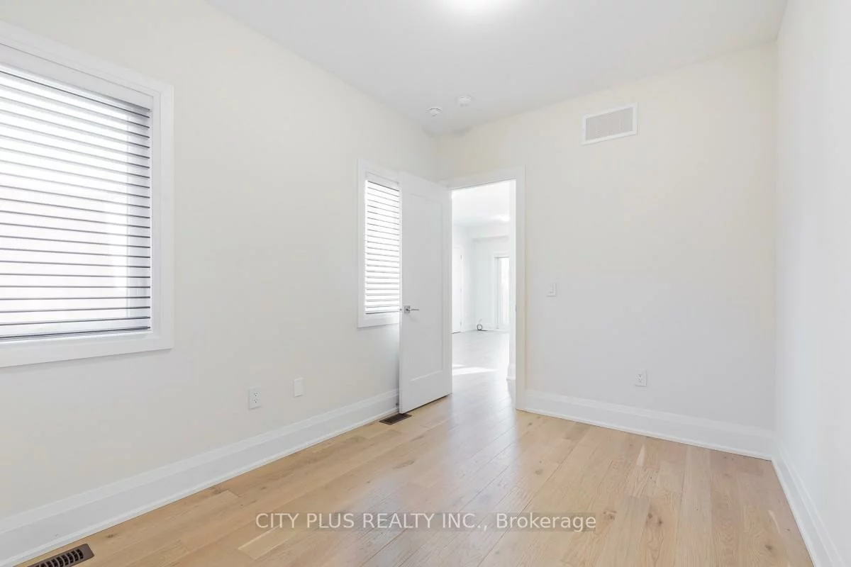 9398, Bayview, Observatory, Richmond Hill