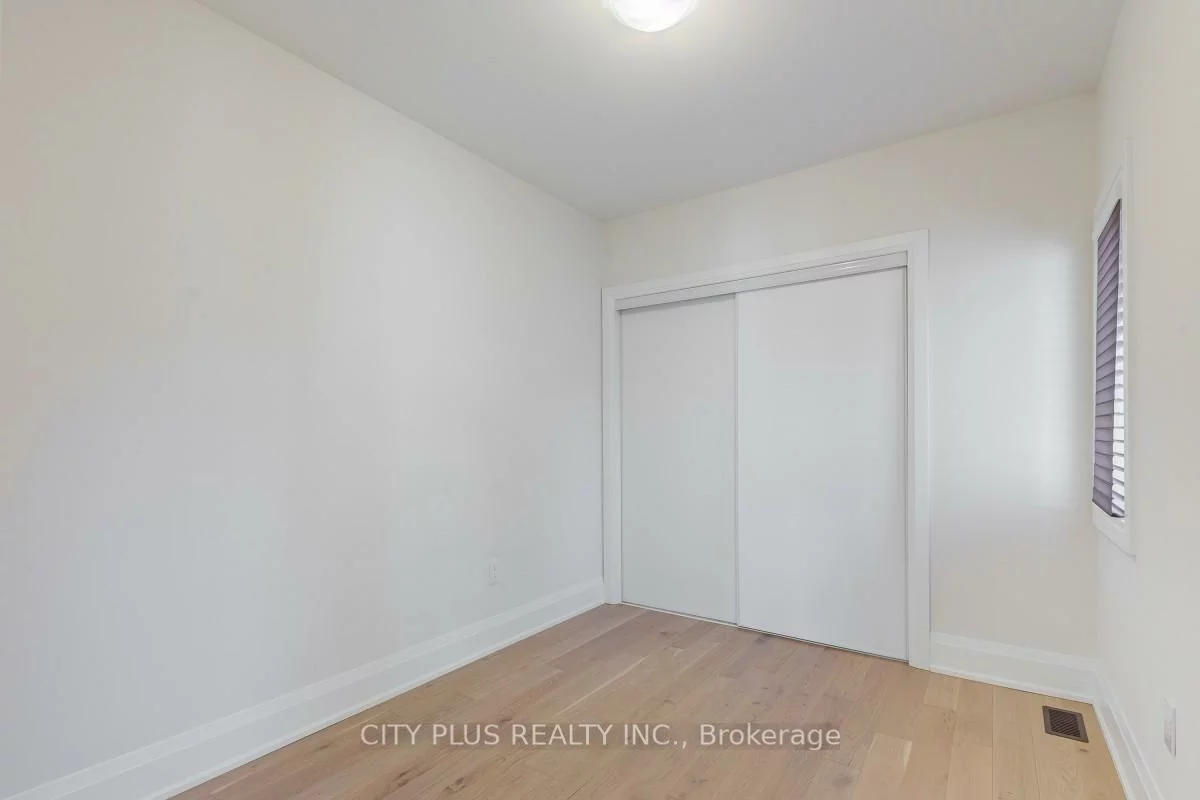 9398, Bayview, Observatory, Richmond Hill