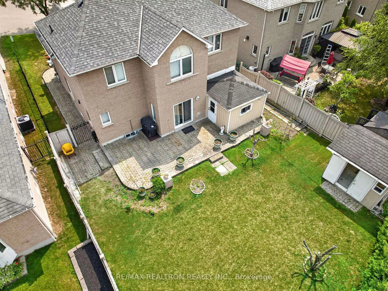 22, Queensborough, Oak Ridges Lake Wilcox, Richmond Hill
