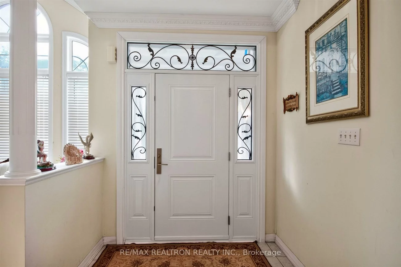 22, Queensborough, Oak Ridges Lake Wilcox, Richmond Hill
