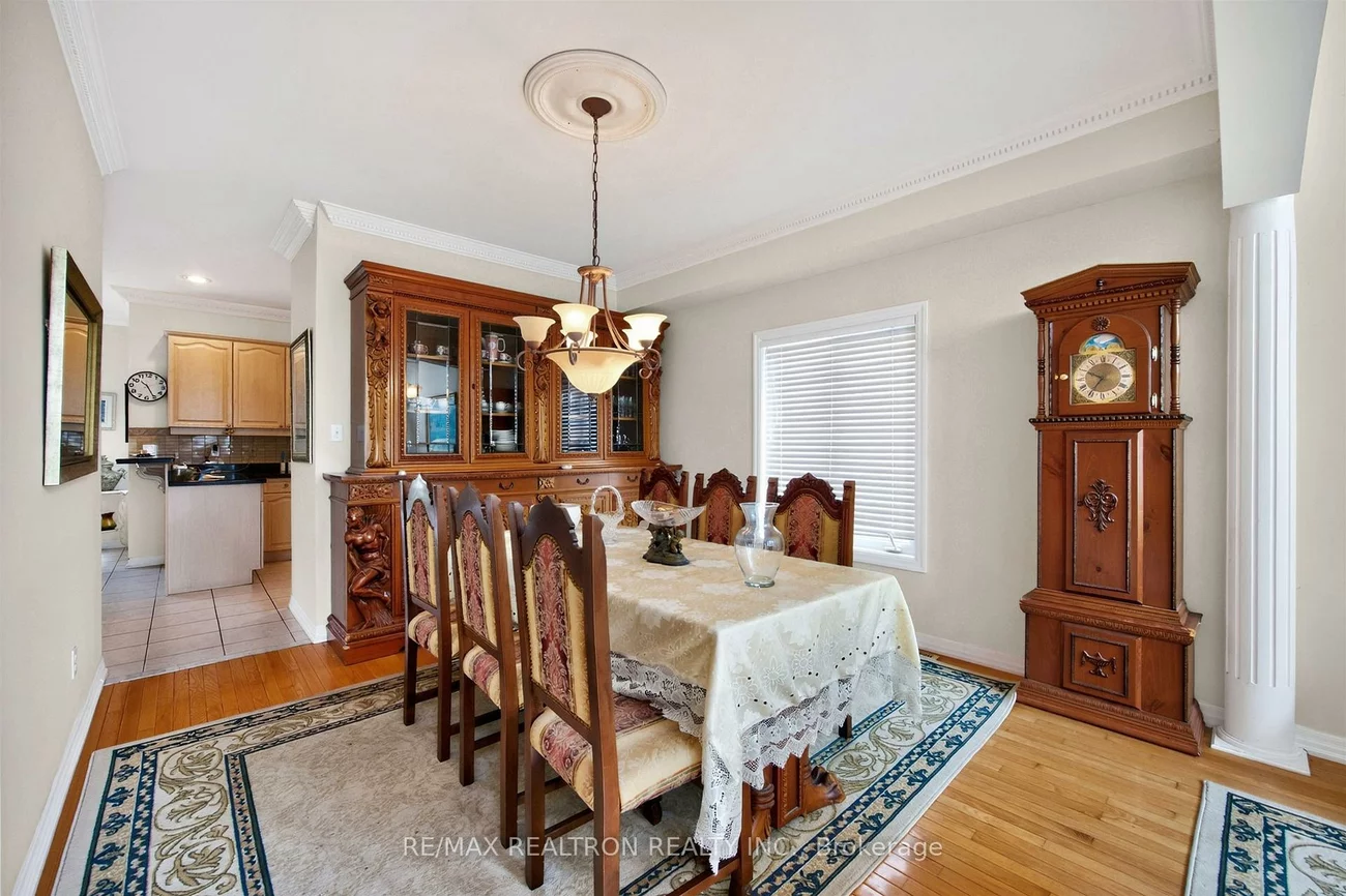 22, Queensborough, Oak Ridges Lake Wilcox, Richmond Hill