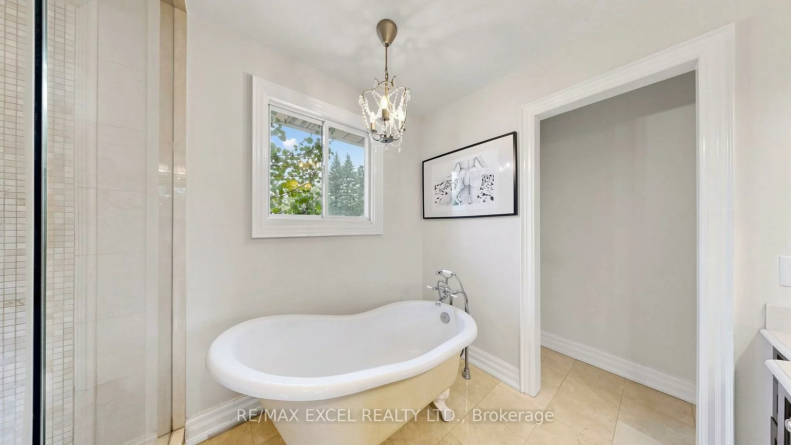 42, Blackforest, Oak Ridges, Richmond Hill