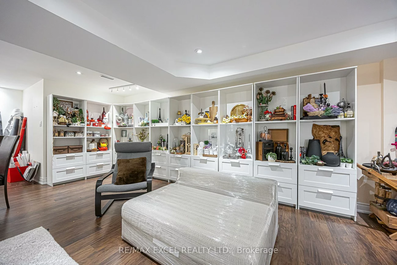 173, Selwyn, Jefferson, Richmond Hill