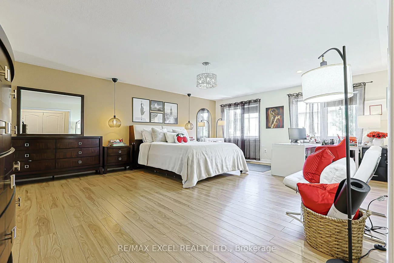 173, Selwyn, Jefferson, Richmond Hill