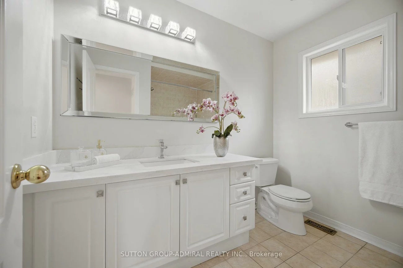 187, Red Maple, Langstaff, Richmond Hill