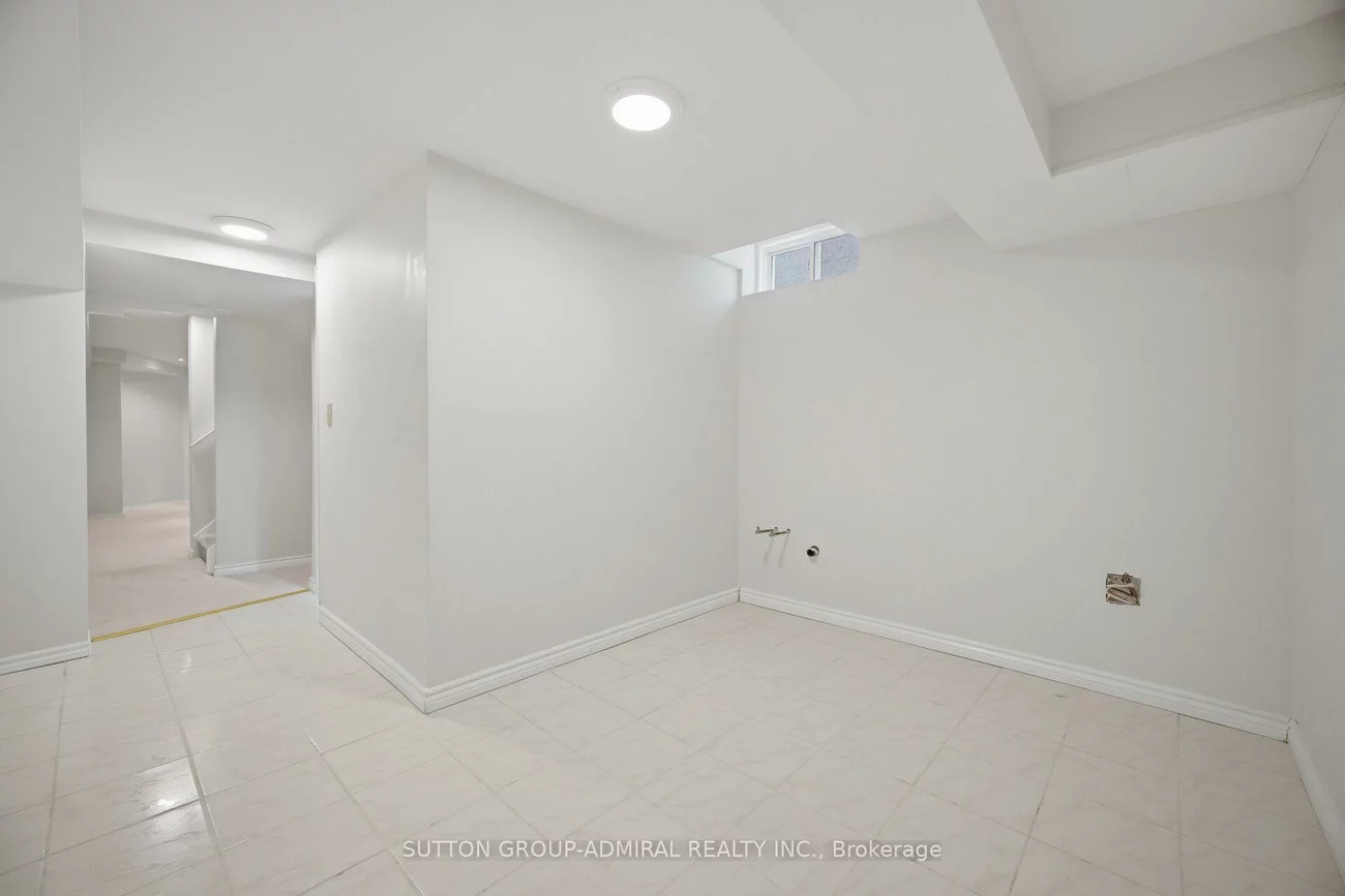 187, Red Maple, Langstaff, Richmond Hill