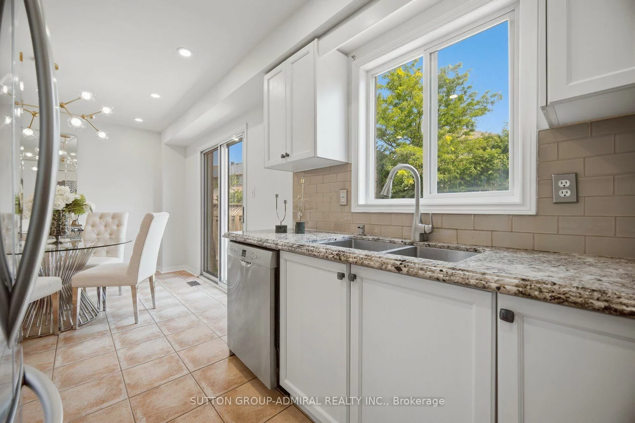 187, Red Maple, Langstaff, Richmond Hill