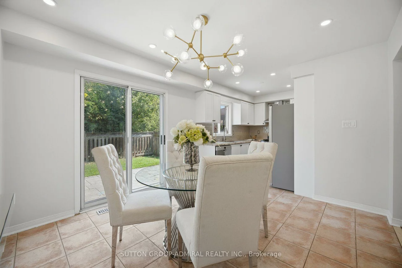 187, Red Maple, Langstaff, Richmond Hill