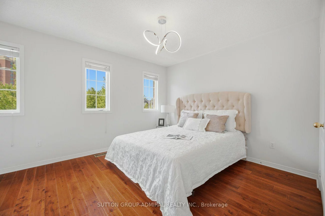 187, Red Maple, Langstaff, Richmond Hill