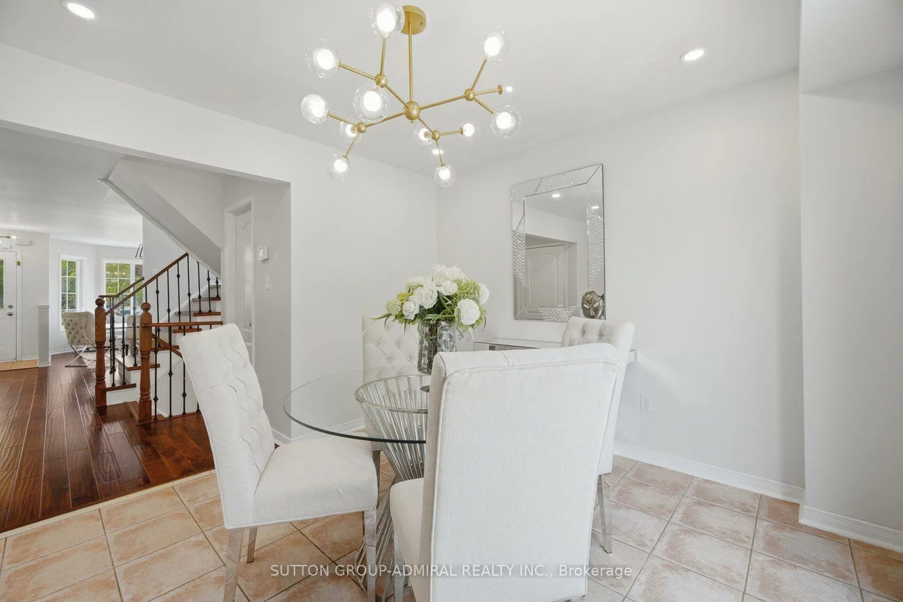 187, Red Maple, Langstaff, Richmond Hill