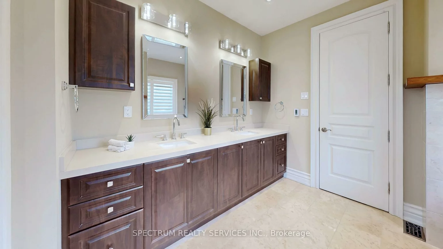 223, Lennox, Harding, Richmond Hill