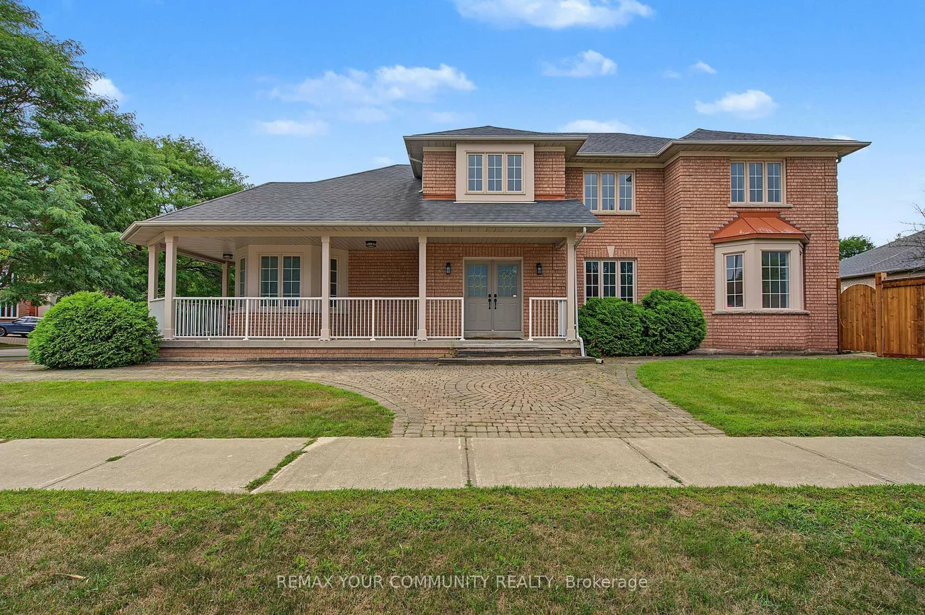 20, Fern, Langstaff, Richmond Hill