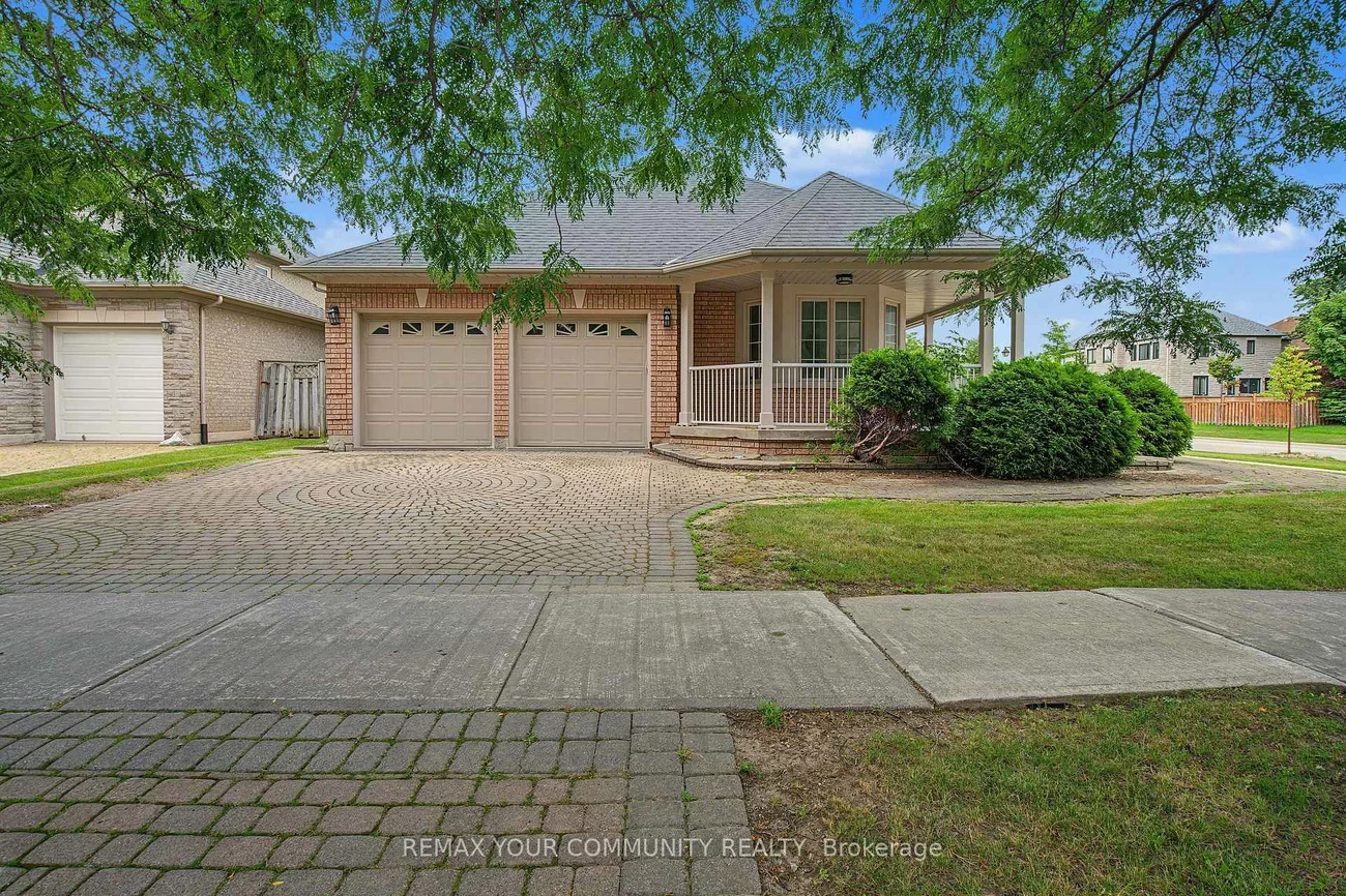 20, Fern, Langstaff, Richmond Hill