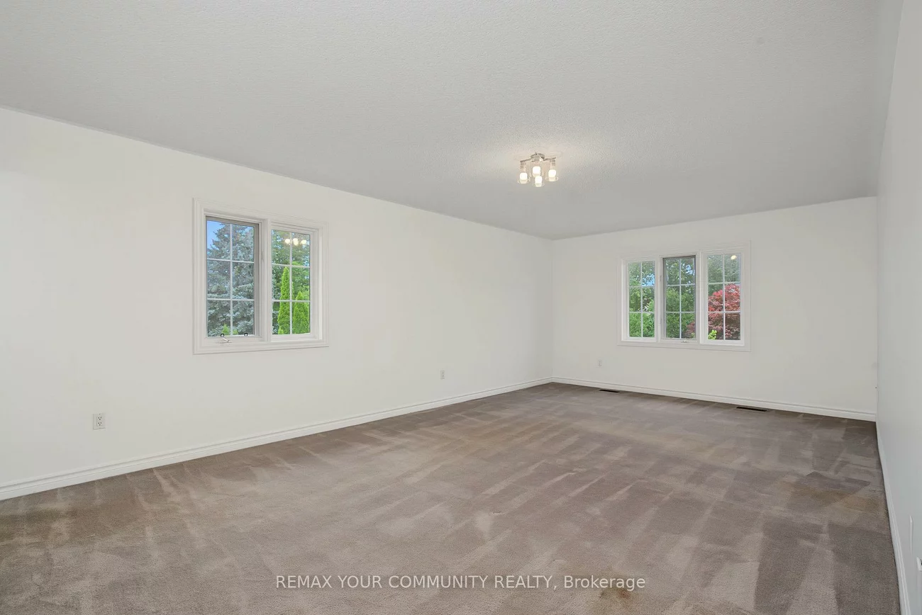 20, Fern, Langstaff, Richmond Hill