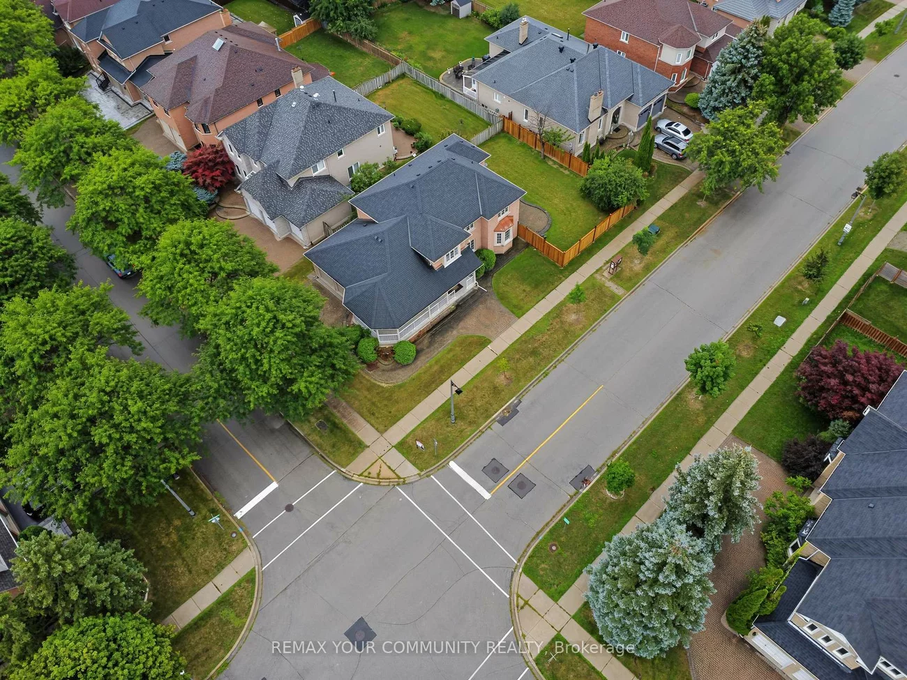 20, Fern, Langstaff, Richmond Hill