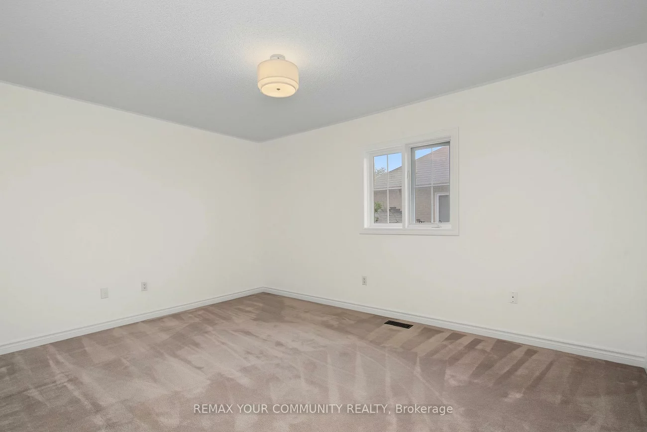 20, Fern, Langstaff, Richmond Hill