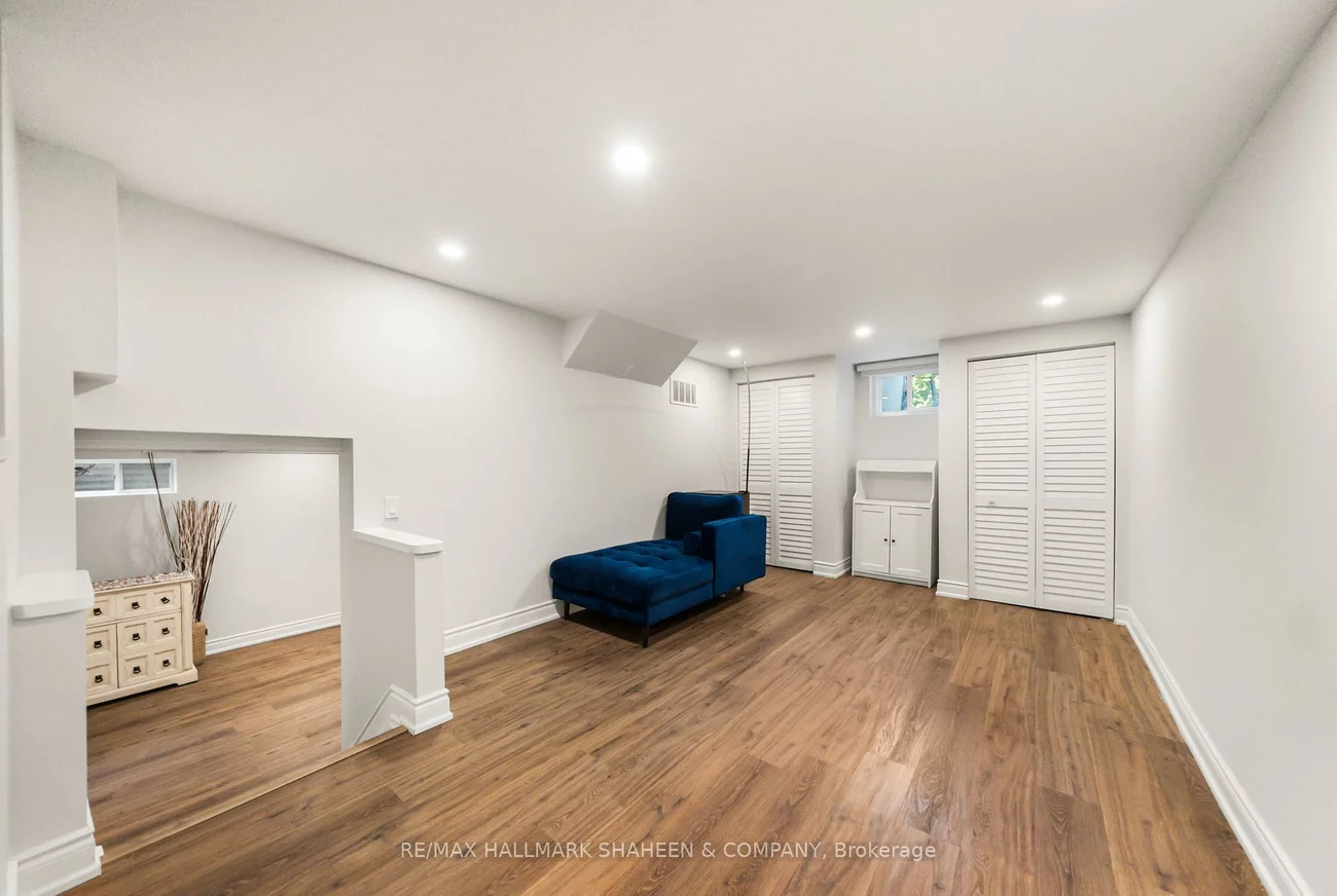 184, Castle Rock, North Richvale, Richmond Hill