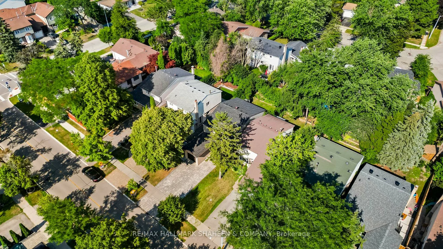 184, Castle Rock, North Richvale, Richmond Hill