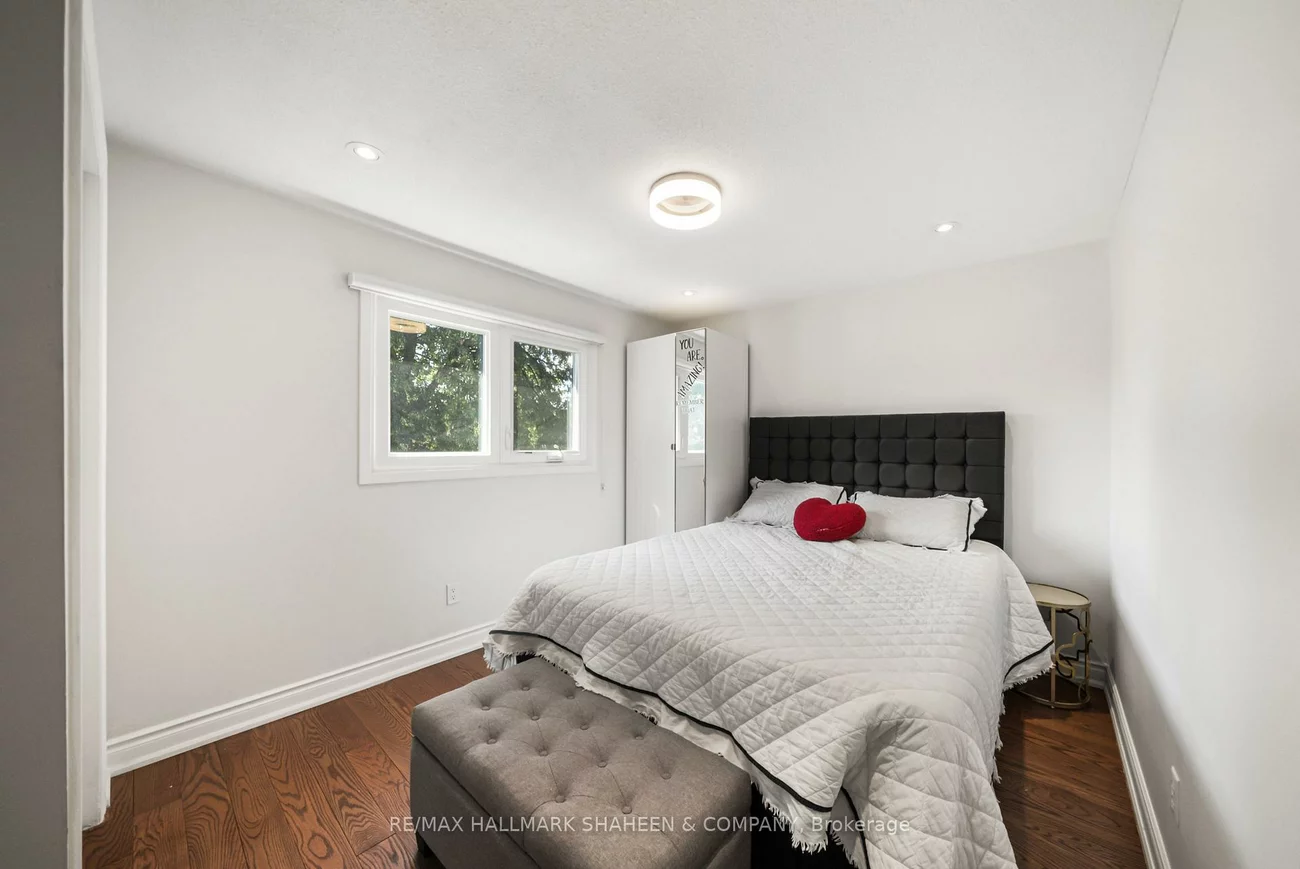 184, Castle Rock, North Richvale, Richmond Hill