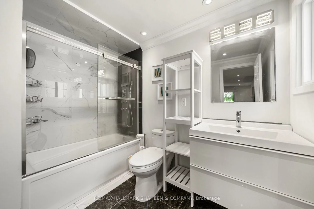 184, Castle Rock, North Richvale, Richmond Hill