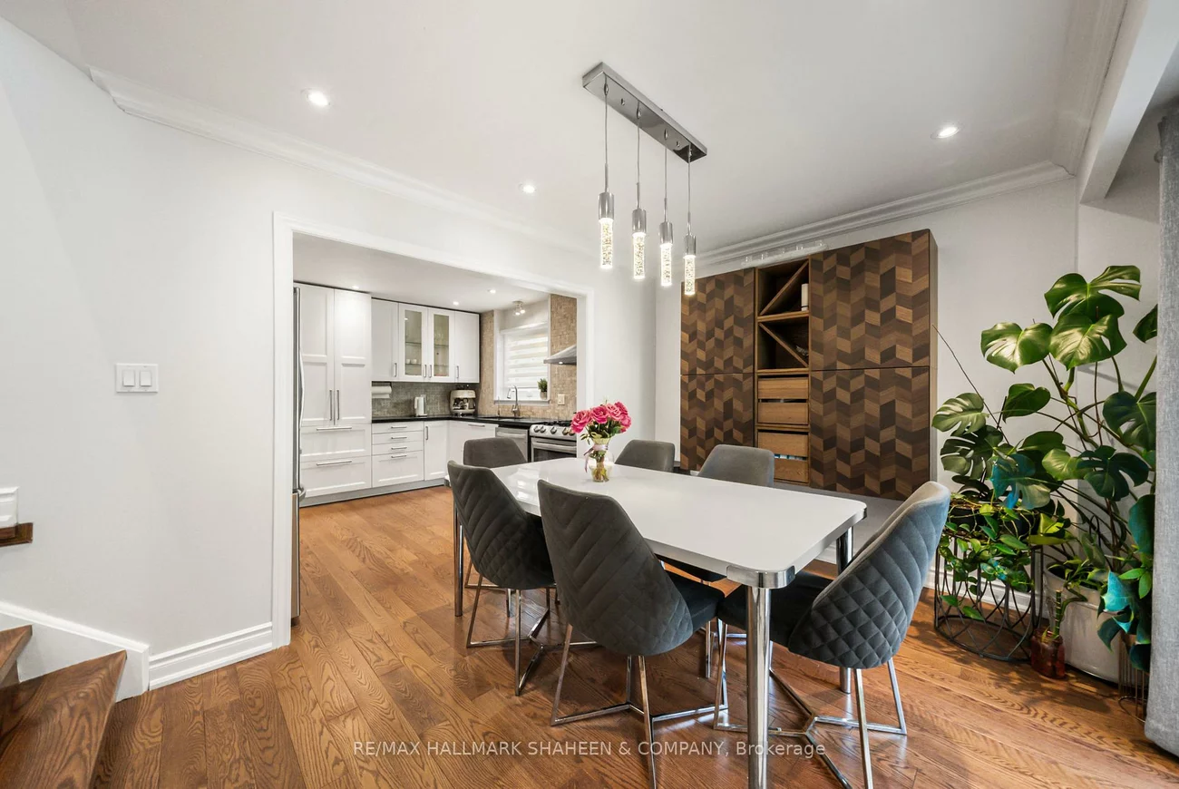 184, Castle Rock, North Richvale, Richmond Hill