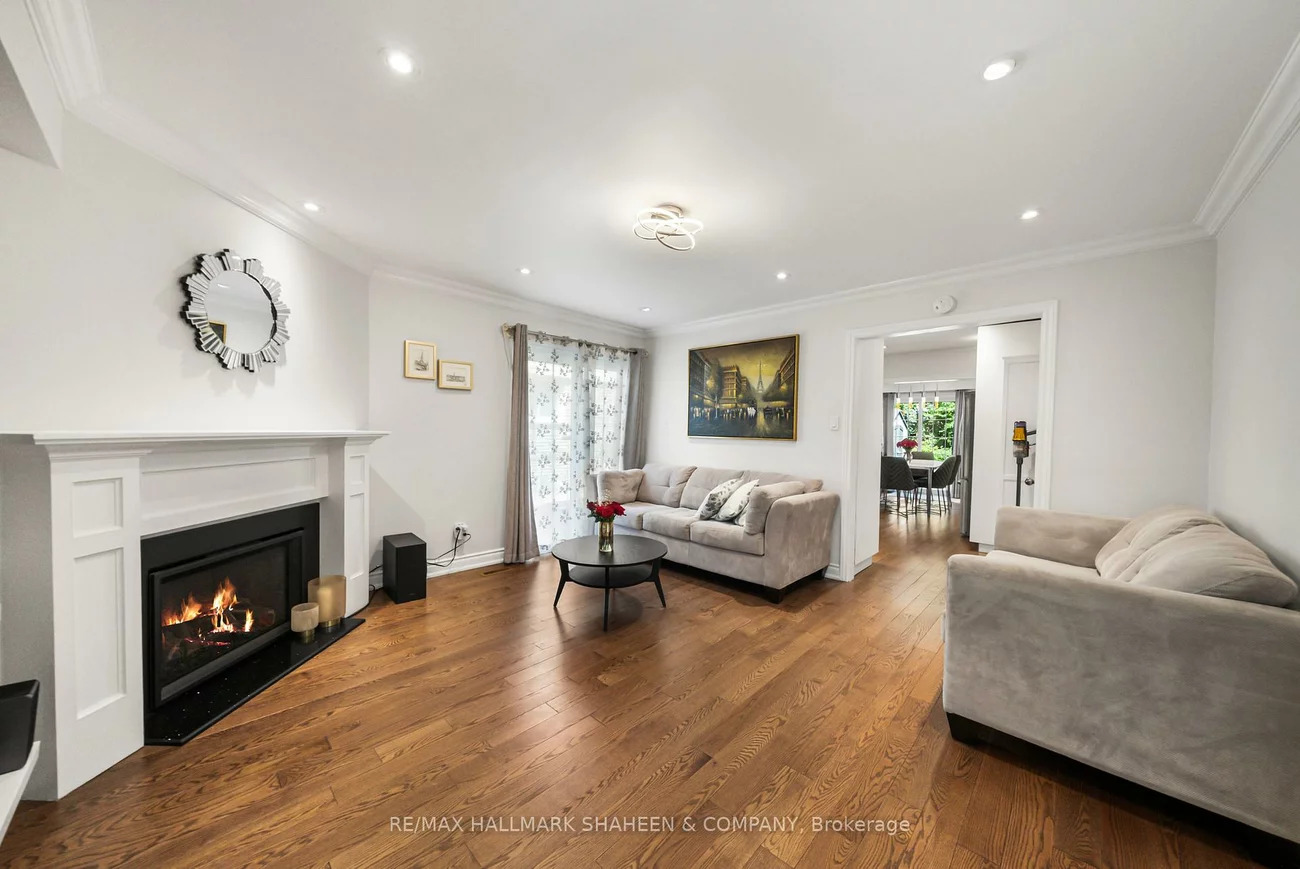 184, Castle Rock, North Richvale, Richmond Hill