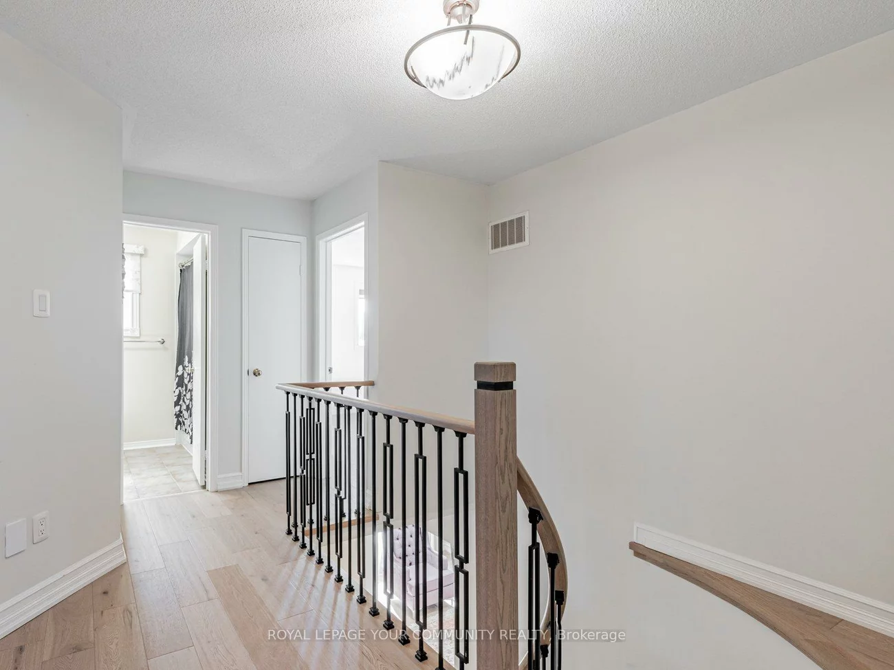 5, Mandel, Devonsleigh, Richmond Hill