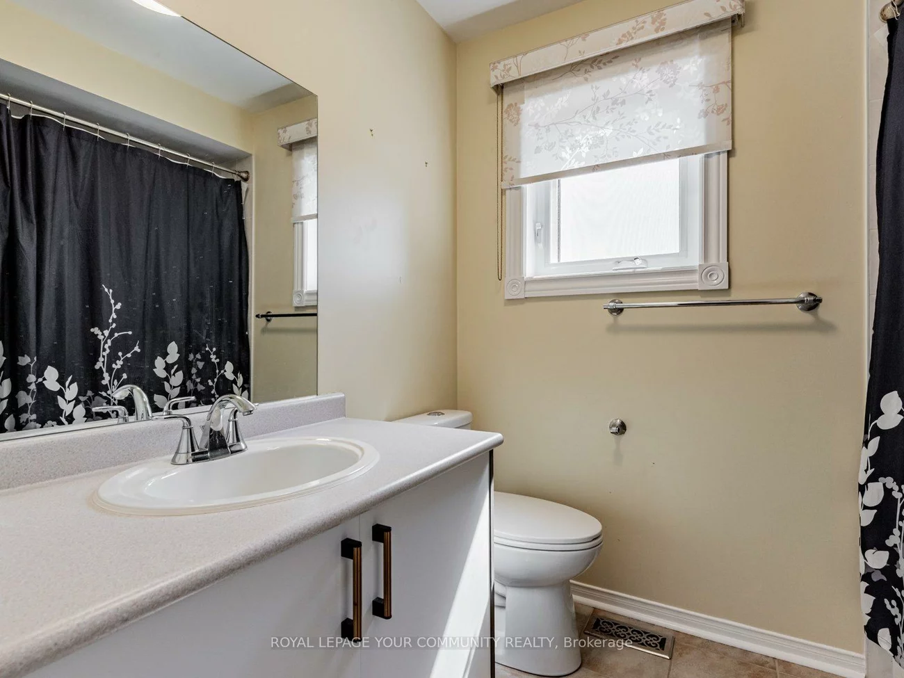 5, Mandel, Devonsleigh, Richmond Hill