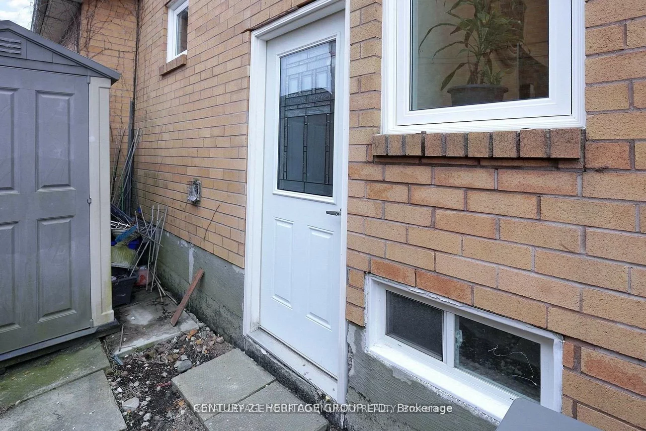 5, Mandel, Devonsleigh, Richmond Hill