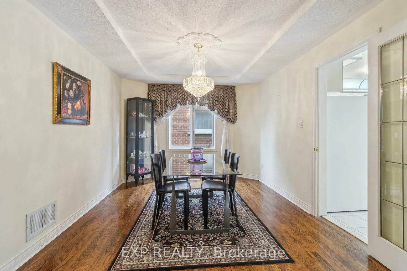 21, Cantex, Devonsleigh, Richmond Hill
