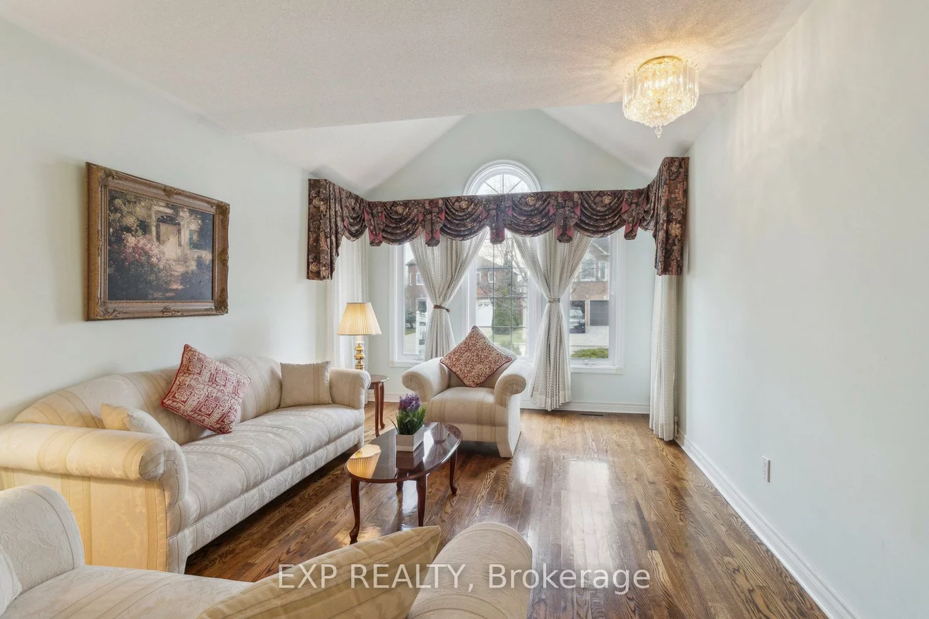 21, Cantex, Devonsleigh, Richmond Hill