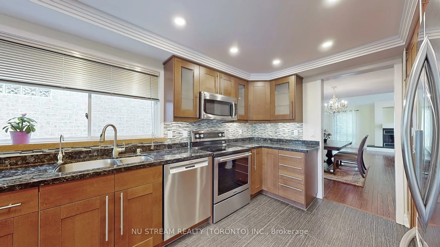 15, Bond, Oak Ridges, Richmond Hill