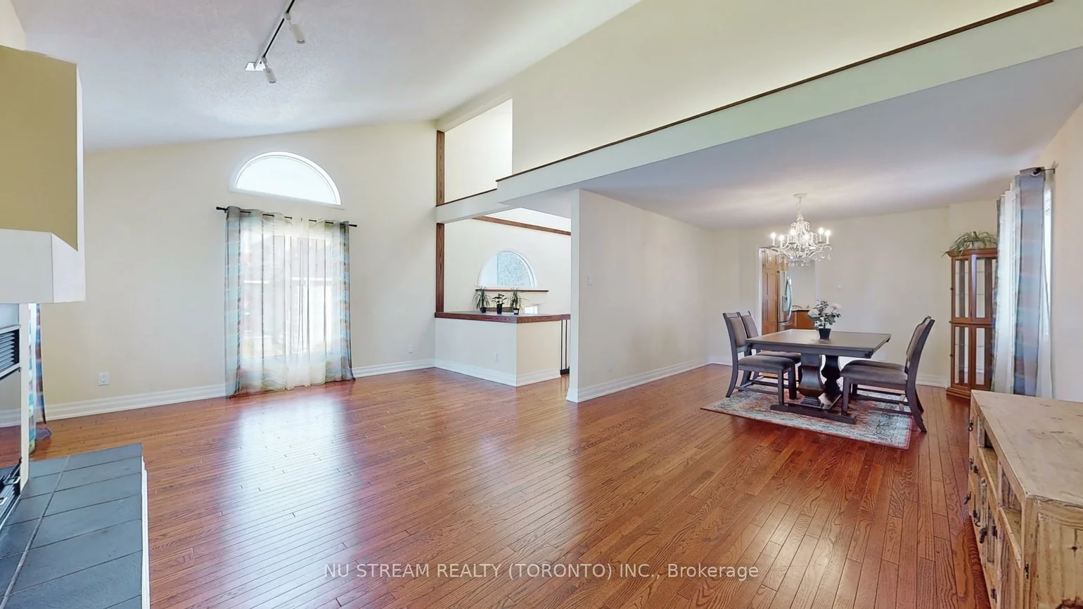 15, Bond, Oak Ridges, Richmond Hill