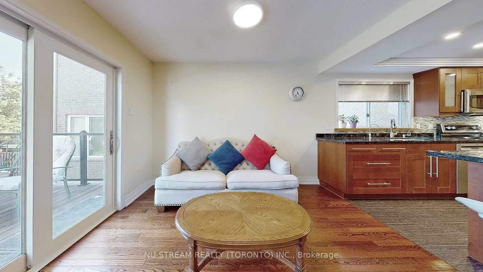 15, Bond, Oak Ridges, Richmond Hill