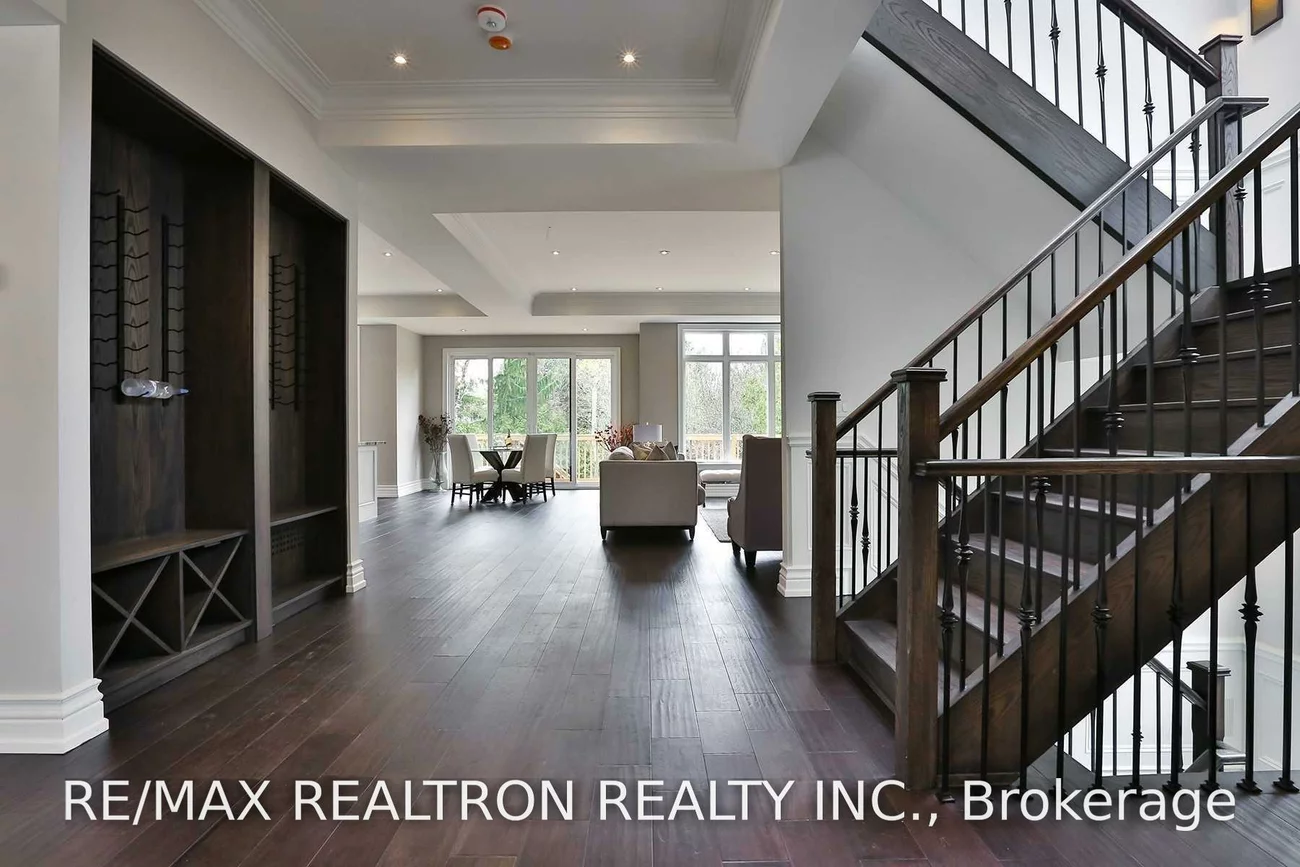 212, Sussex, Harding, Richmond Hill