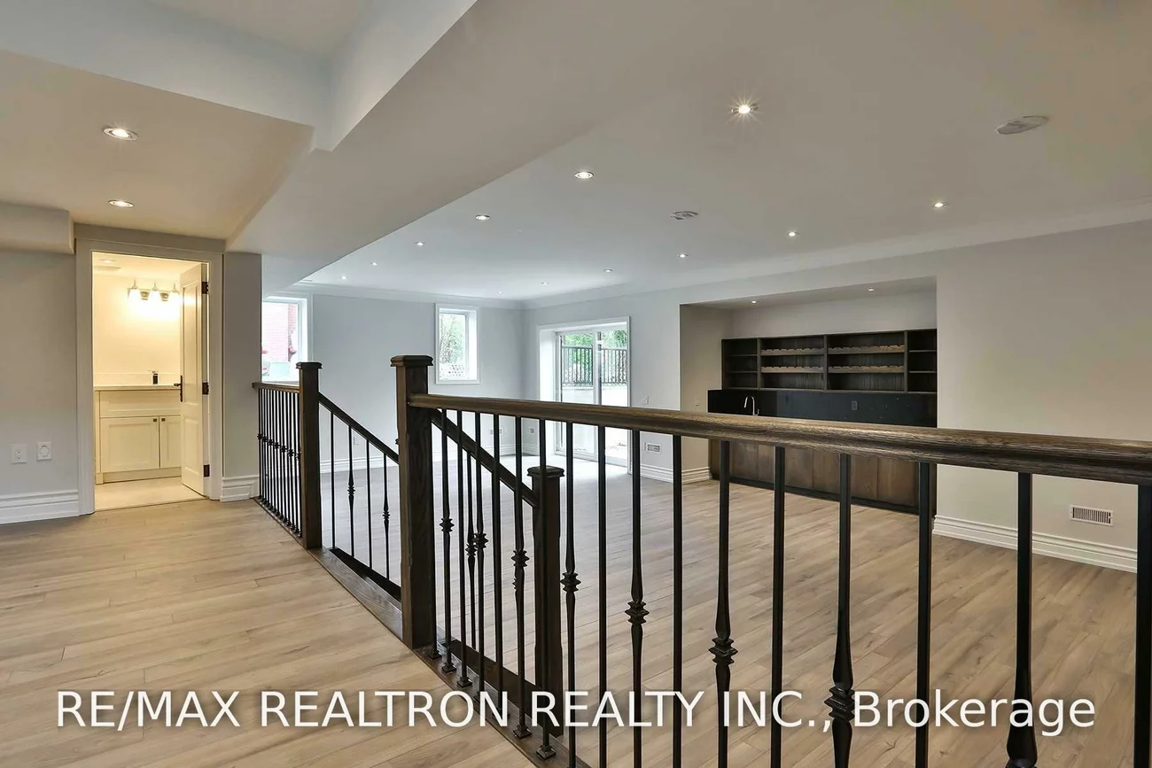 212, Sussex, Harding, Richmond Hill