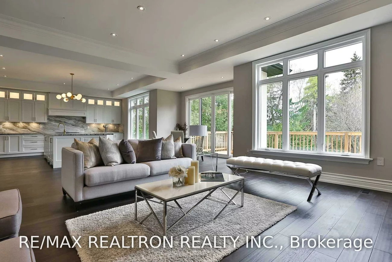212, Sussex, Harding, Richmond Hill