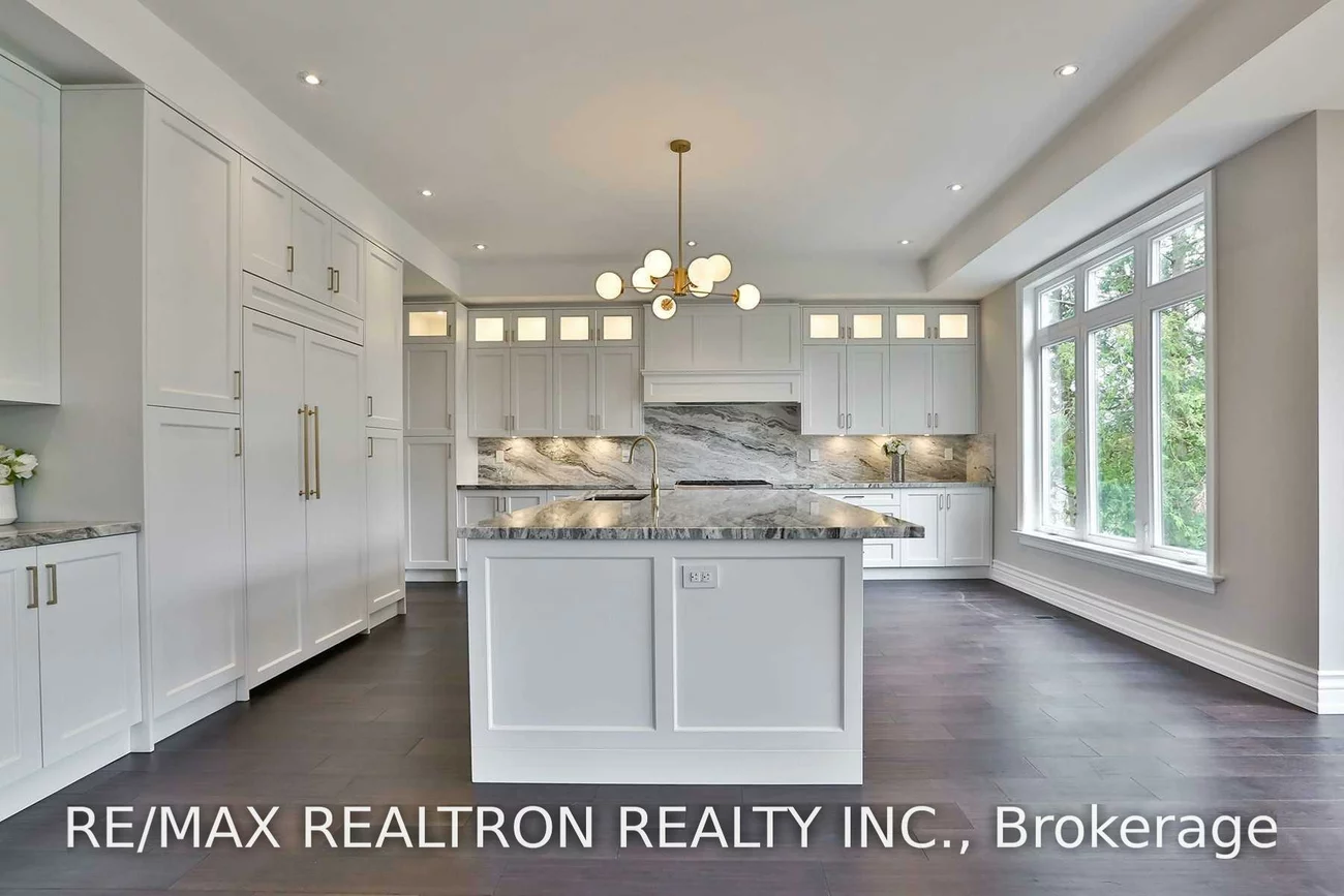 212, Sussex, Harding, Richmond Hill