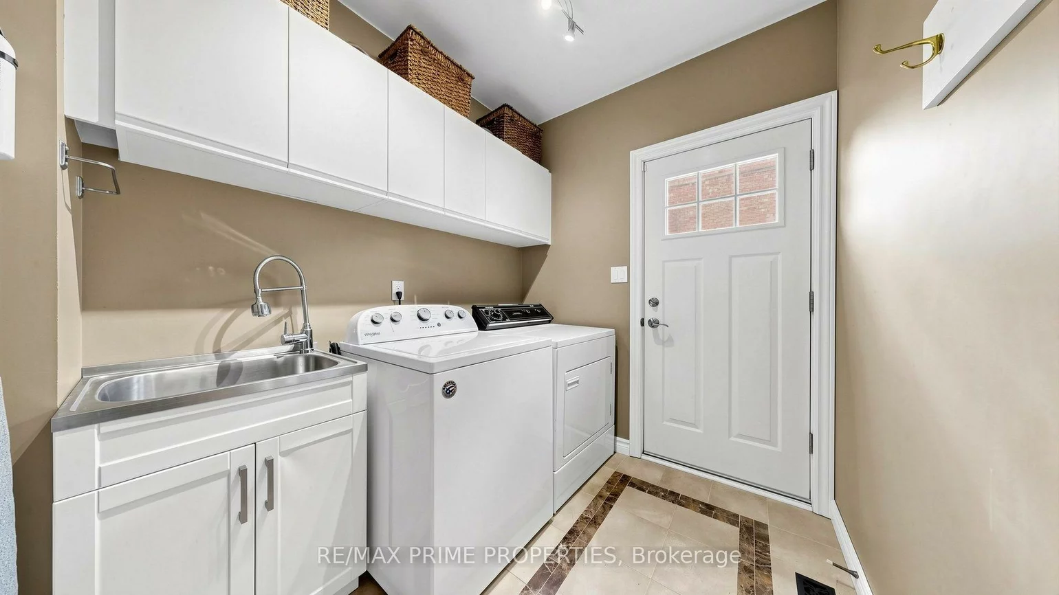 15, Marsh, North Richvale, Richmond Hill