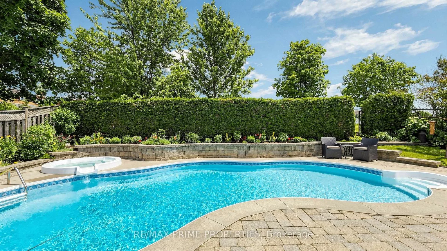 15, Marsh, North Richvale, Richmond Hill