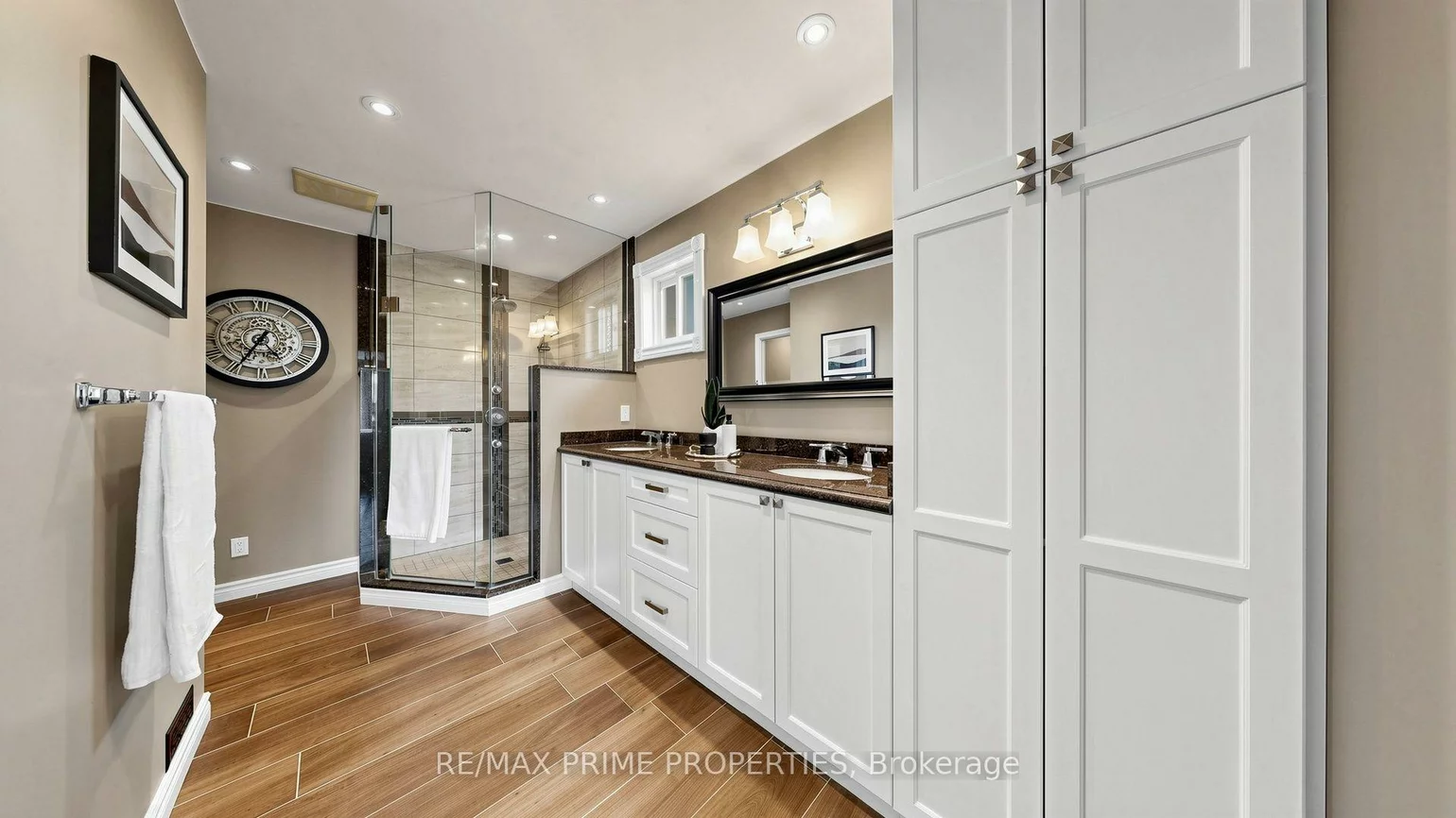 15, Marsh, North Richvale, Richmond Hill