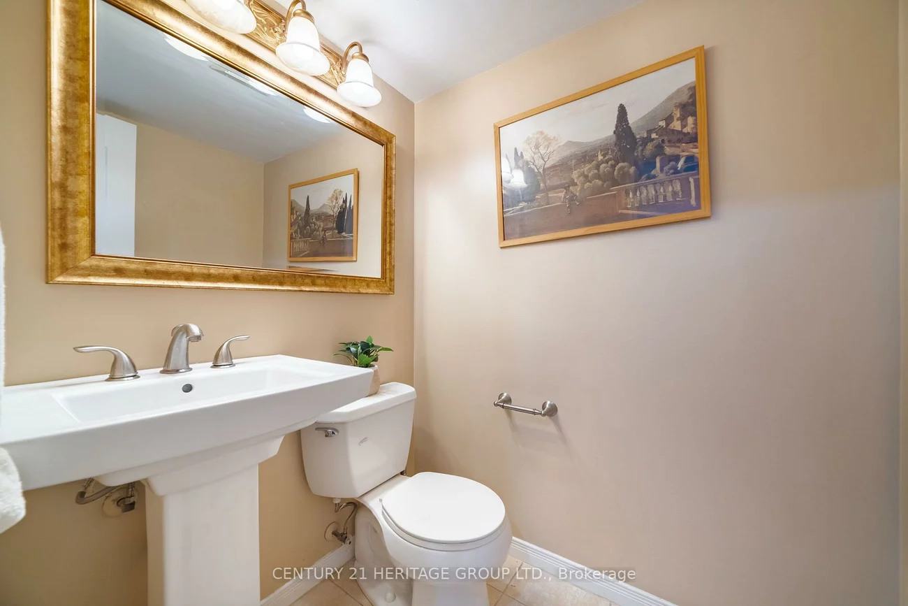 38, Kitsilano, North Richvale, Richmond Hill