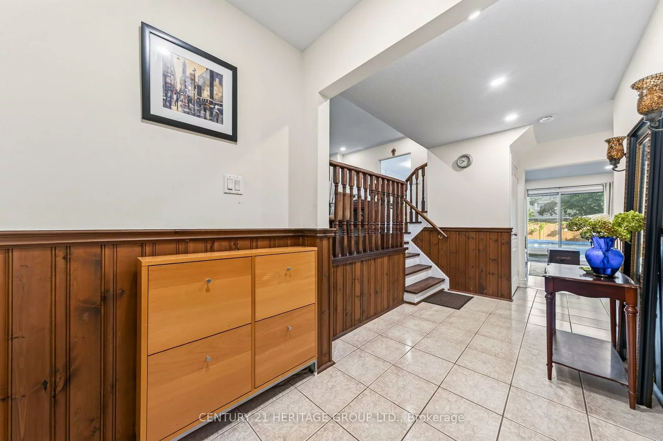 38, Kitsilano, North Richvale, Richmond Hill